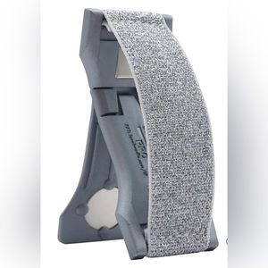 NIB - Love Handle Pro - Magnetic Phone Grip, Strap & Kickstand - Silver Glitter